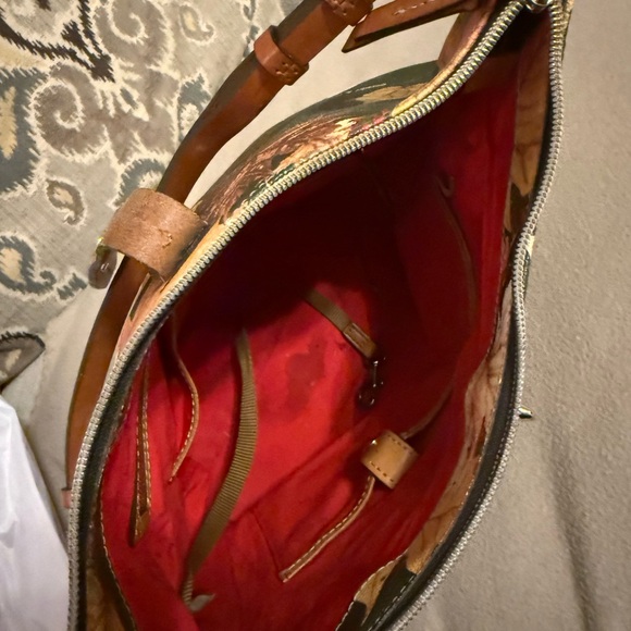 Dooney & Bourke Rare Limited Edition Maple Leaf Shoulder Bag 🍁 - Picture 7 of 7